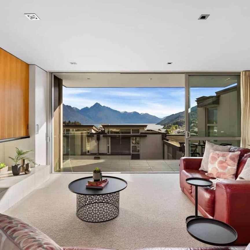 Queenstown Hill Townhouse - Photo 1