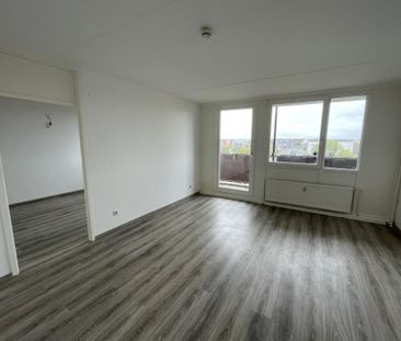 2-Zimmer-Wohnung mit neuem Wannenbad und Laminatboden! - Photo 1