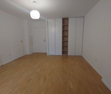 Location Appartement 1 pièce 31m² LE PLESSIS ROBINSON 92350 - Photo 6