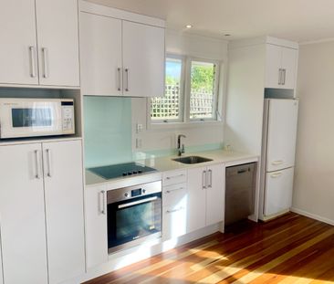 This is a FULLY FURNISHED one bedroom unit tucked away at the rear ... - Photo 5