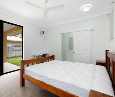 Modern Furnished Property - SHARE HOUSE with one room with shared b... - Photo 4