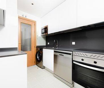 Piso de alquiler en Estocolmo, 1, Parque Oeste - Fuente Cisneros - Photo 5