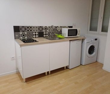 Location Appartement 1 pièce 20m² VALENCE 26000 - Photo 3