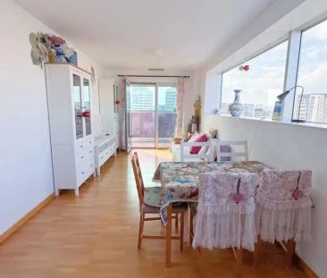 L'Hospitalet De Llobregat - Photo 6