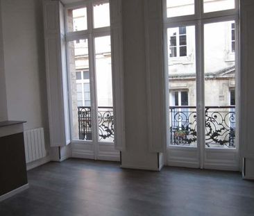 Location Appartement 1 pièce 25m² BORDEAUX 33000 - Photo 3
