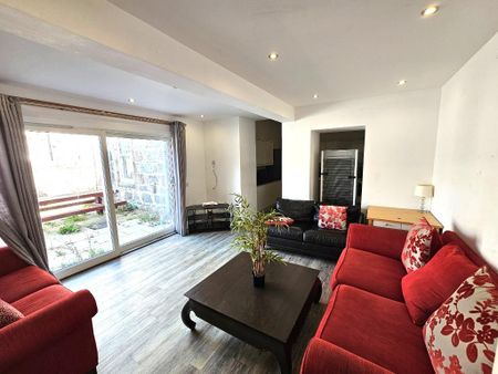 1 bedroom in a house share to rent - Photo 5