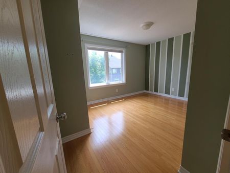 For Lease - 138 Hillman Marsh Way, Blossom Park - Airport and Area, Ontario - Photo 5