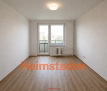 Pronájem bytu 1+kk 28 m - Fotografie 4