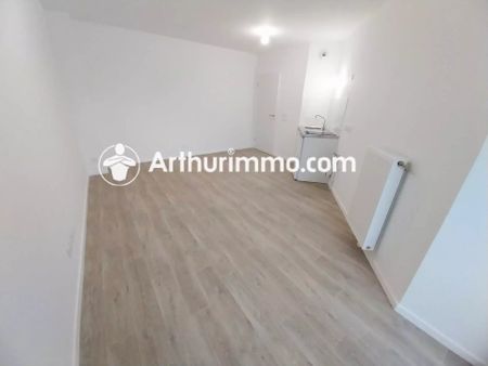 Location Appartement 1 pièces 27 m2 à Savigny-le-Temple - Photo 3