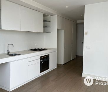 Stylish One-Bedroom Apartment with Two Balconies in the Heart of Wi... - Photo 6