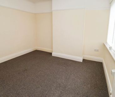 Allport Lane, Bromborough - Photo 4