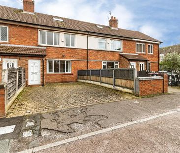 4 bedroom terraced house to rent - Photo 4