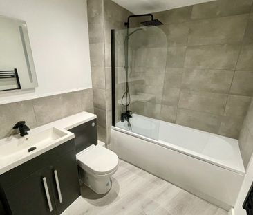 George Street - Photo 2