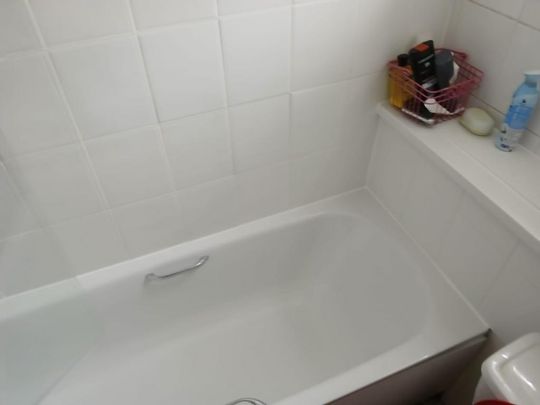 1 bedroom house of multiple occupation to rent - Photo 1