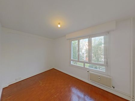 Location Appartement 5 pièces 95m² - Photo 3