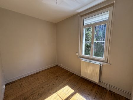 MAISON AMIÉNOISE T3 RÉNOVÉE QUARTIER SAINT HONORÉ AVEC COURETTE - Photo 4