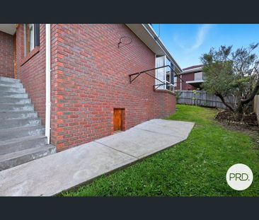 2/51 Girrabong Road, Lenah Valley, Tas 7008 - Photo 4