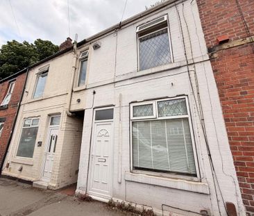 2 bedroom terraced house to rent - Photo 4