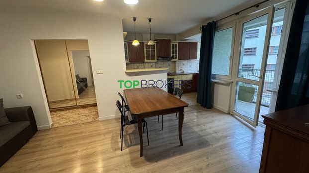 Warszawa, Śródmieście, Śródmieście Solec, Czerniakowska - Photo 1