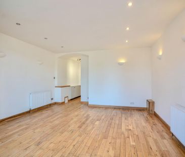 2 bedroom maisonette to rent - Photo 3