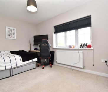 2 bedroom end of terrace house to rent - Photo 6