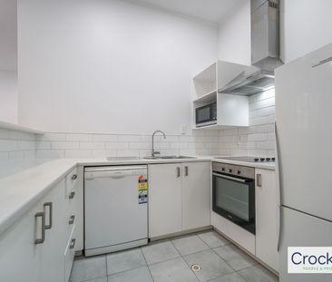 Victoria City - Opposite Sky Tower - Carpark available - Photo 6