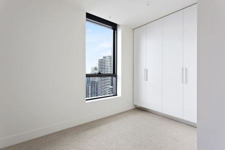 4306/500 Elizabeth Street, Melbourne - Photo 2