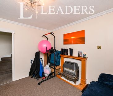 2 bedroom end of terrace to rent Great Brays - Photo 6