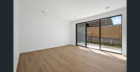 2 Bedroom Townhouse! - Photo 2