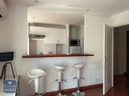 Location Appartement 3 pièces 53m² MARSEILLE 5ème - Photo 4