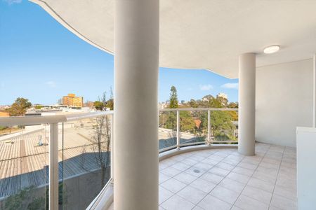 Unit 504/450 Military Road, Mosman - Photo 3