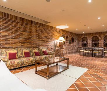 Pozuelo de Alarcón, Community of Madrid 28223 - Photo 4