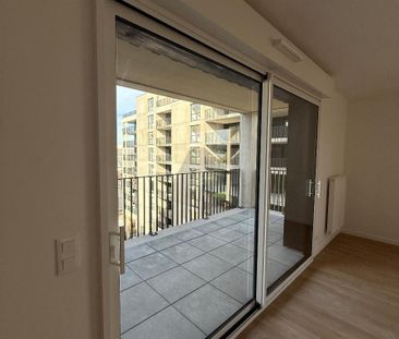 Location Appartement 3 pièces 70m² BORDEAUX 33100 - Photo 6