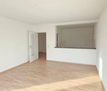 *** Attraktive 2-Zimmer-Wohnung mit Balkon, modernem Bad und schöne... - Photo 3