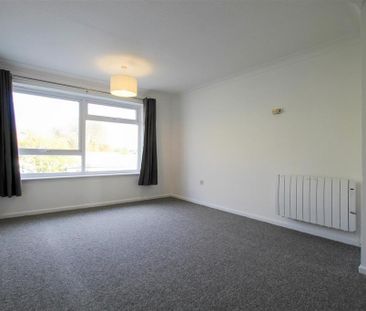2 bedroom maisonette to rent - Photo 6