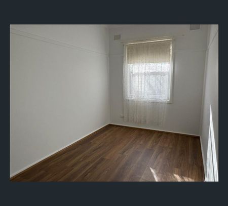 18 Loftis Road, Elizabeth Downs, SA 5113 - Photo 2
