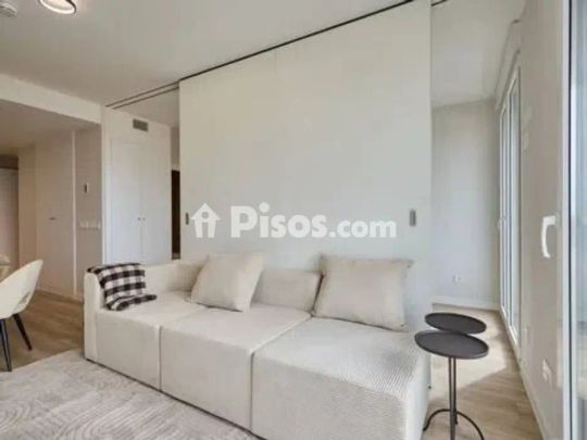 Piso en alquiler en Calle de Dulce Chacón - Photo 1