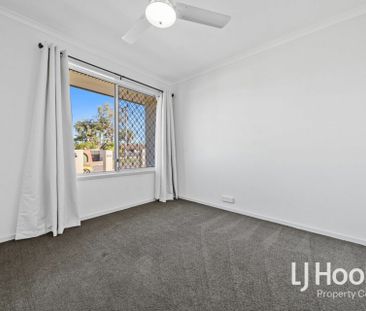 Modern Living Meets Convenience - Large Patio - Air Conditioning - Photo 5