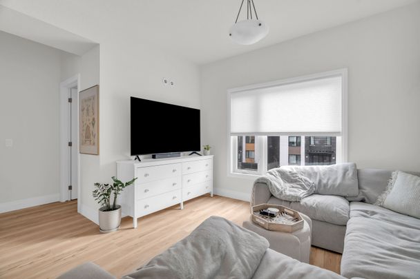 For Lease - 36 Lily Lane, Guelph, Ontario - Photo 1