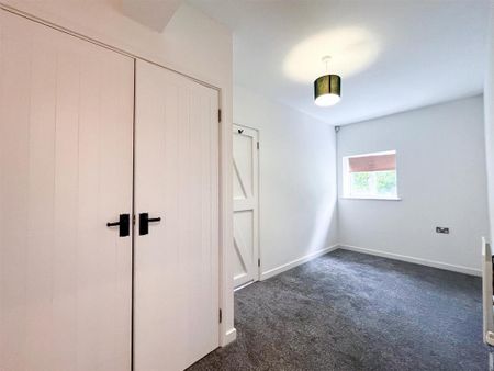 1 bedroom semi-detached house to rent - Photo 3