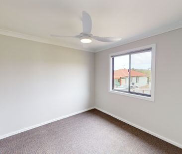 14B Croudace Road, Elermore Vale NSW 2287 - Photo 4