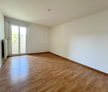 Grand appartement de 5,5 pièces au rez-de-chaussée - Photo 5