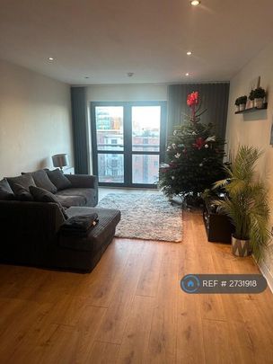 2 bedroom flat to rent - Photo 1