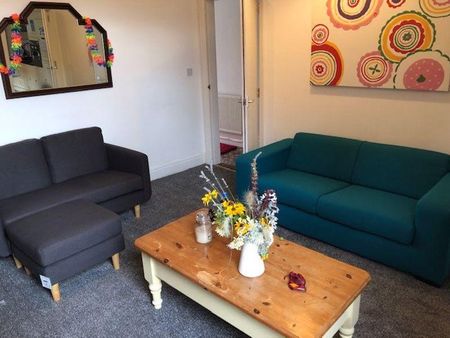 5 bedroom house share to rent - Photo 3