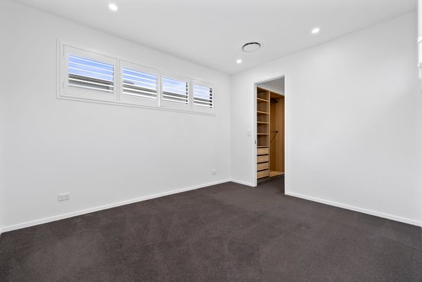 2/45 Wilton Terrace, Yeronga QLD 4104 - Townhouse For Rent | Domain - Photo 1