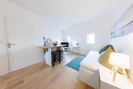 Rue de Châteaudun - Photo 2