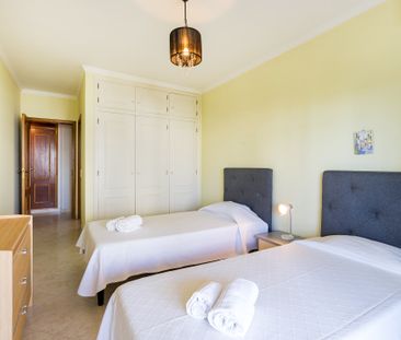 Apartamento T2 para arrendamento anual em Quarteira, Algarve - Photo 6