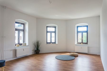 Wunderschöne Altbauwohnung mit Einbauküche - Foto 4