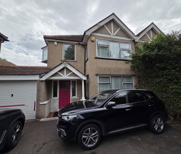5 bedroom semi-detached house to rent - Photo 4