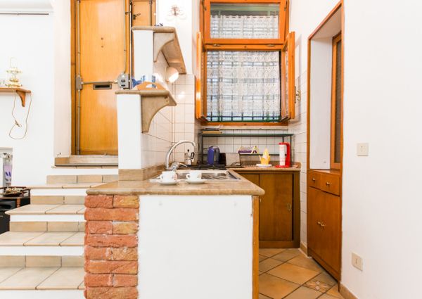 Bilocale arredato in affitto transitorio a Trastevere – Via Emilio Morosini, Roma